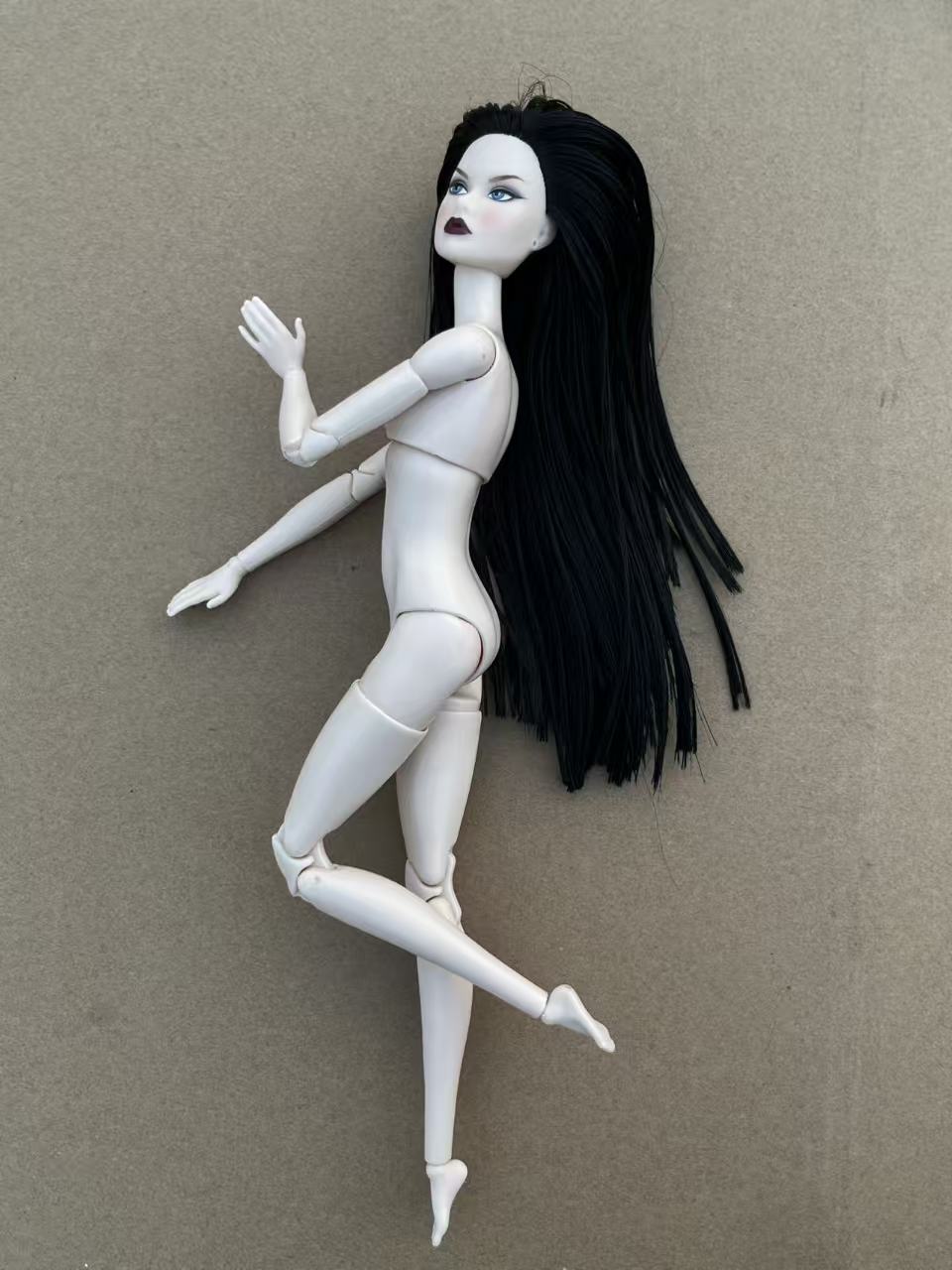 Figura Coleccionable Superwhit - Yoga Fitness Model reseña y precio