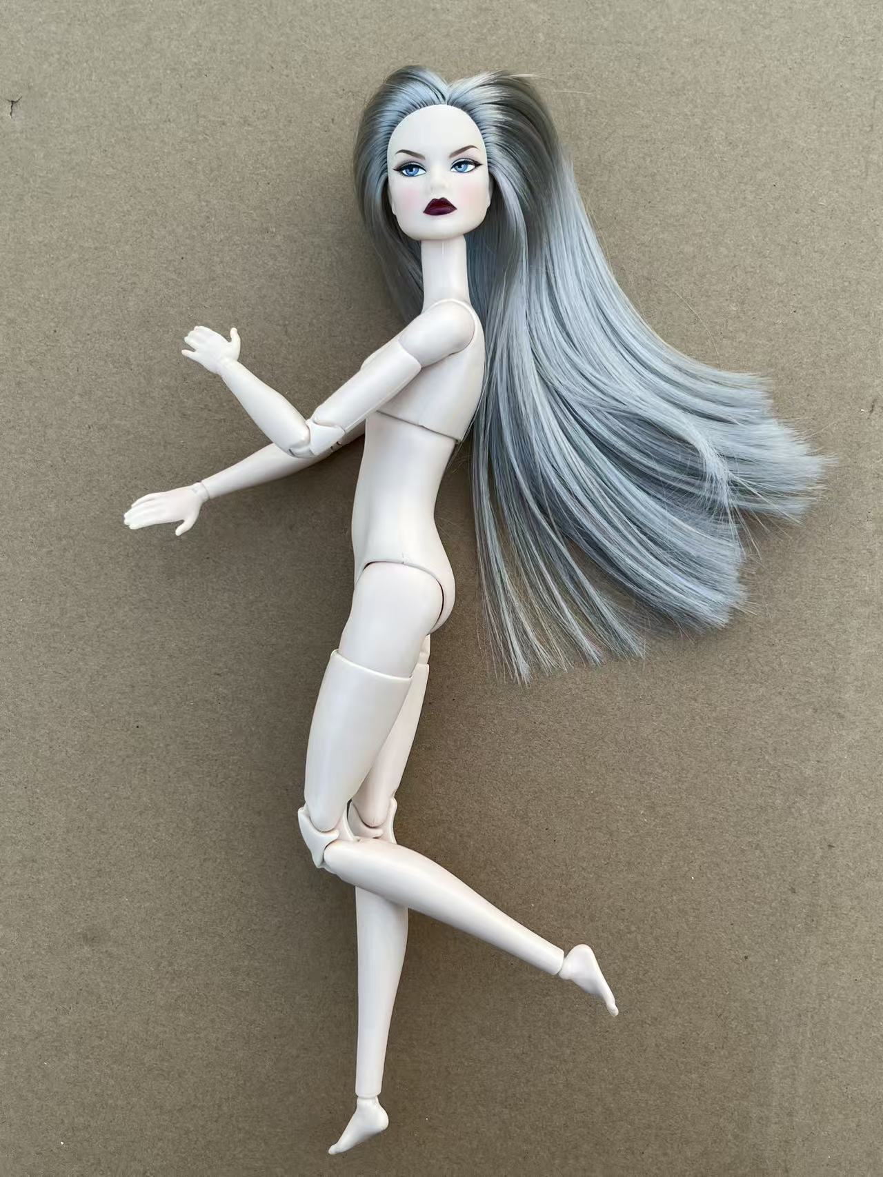 Figura Coleccionable Superwhit - Yoga Fitness Model reseña y precio